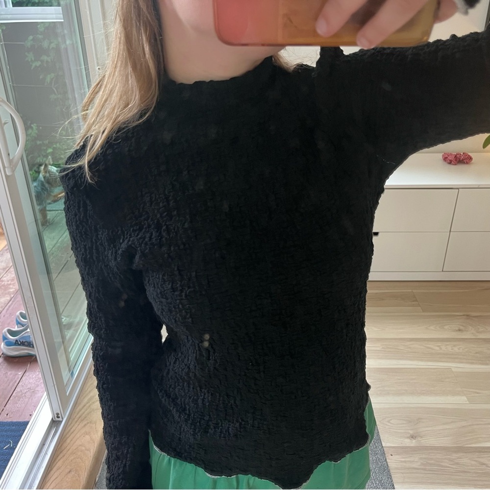 Textured mock neck top - Picture 2 of 4